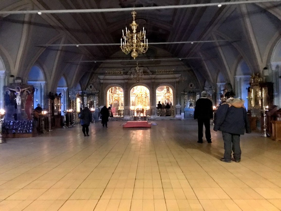 Witnessing a mass in one of novodevichy convent churches 