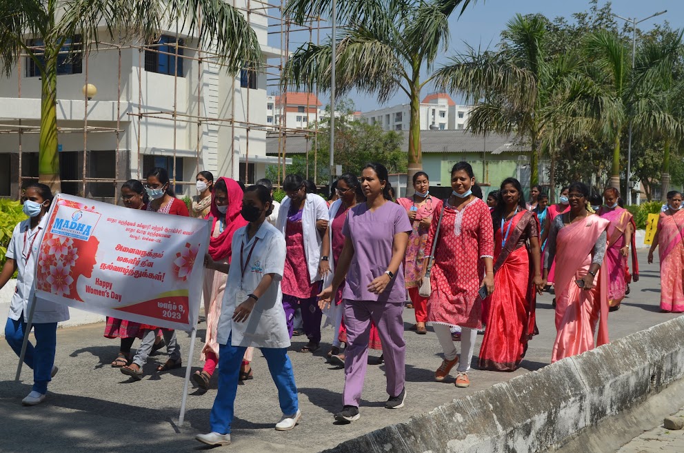 Walkathon event at mmcri near hostel compound entrance staffs with students and doctors