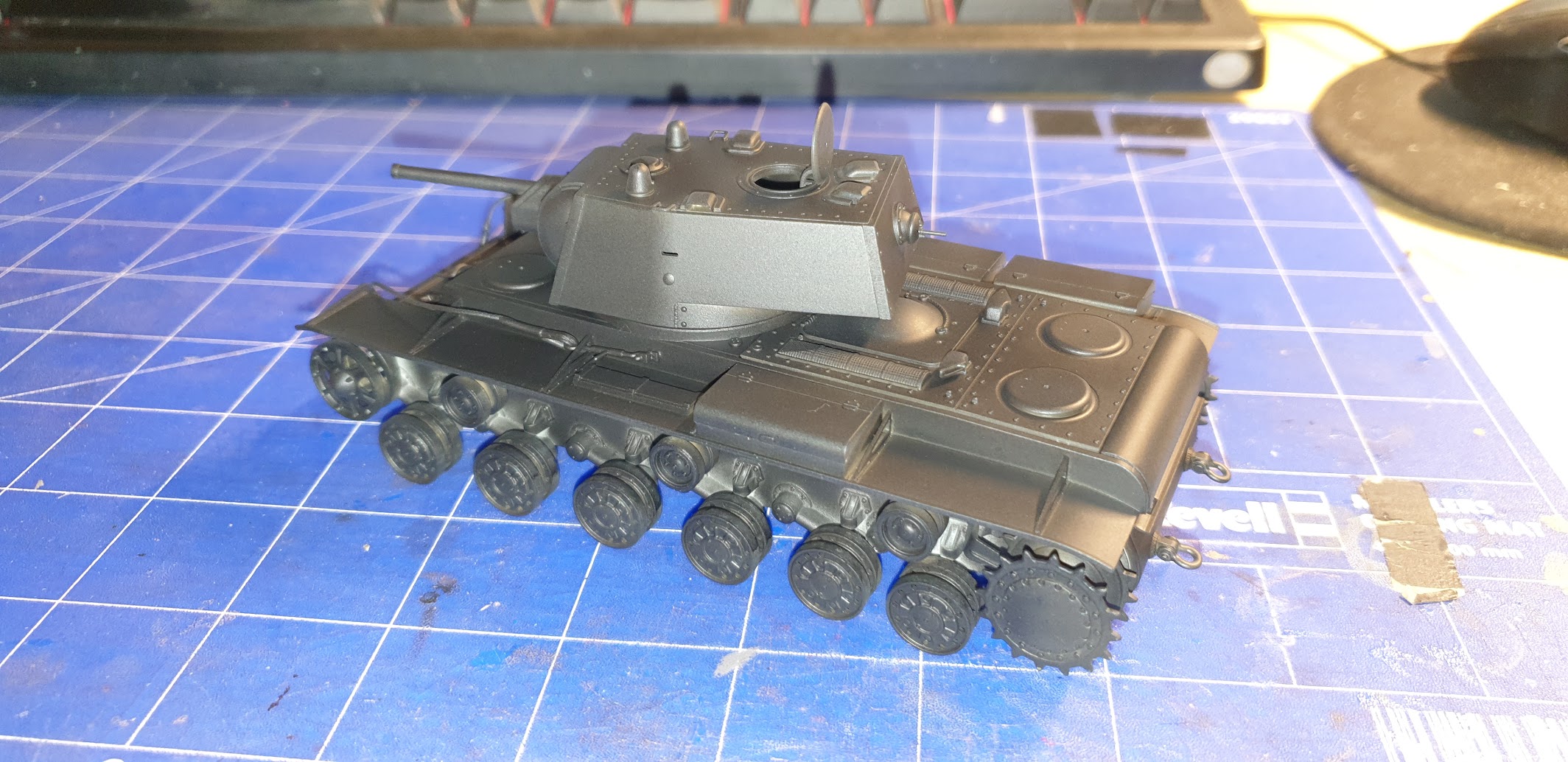 Tiger 1 Tamiya 1:48 AMWts8BMSBzOGpaAAxRWXLKBjAKnklmNWkDEDKE5oYVvPPnYyAyqSUeM-0MS-ZQkg_ckX57irX9fKo2g6GE5lFRDIxxrLpxhhixK1DN66SrjX0YoCP2wOlrJm5L1Ysf19kDXUJMi7XgtFNCvkx00cC-PW4SC=w2128-h1034-no?authuser=0