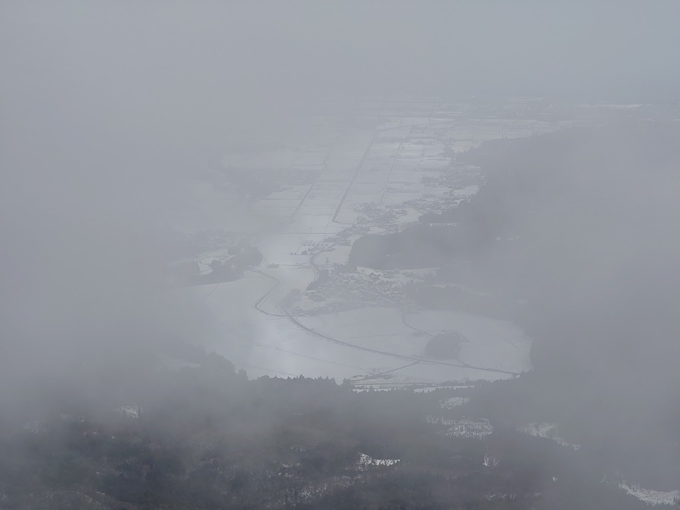 蛇谷ヶ峰で雪山登山│くつき温泉てんくうルート