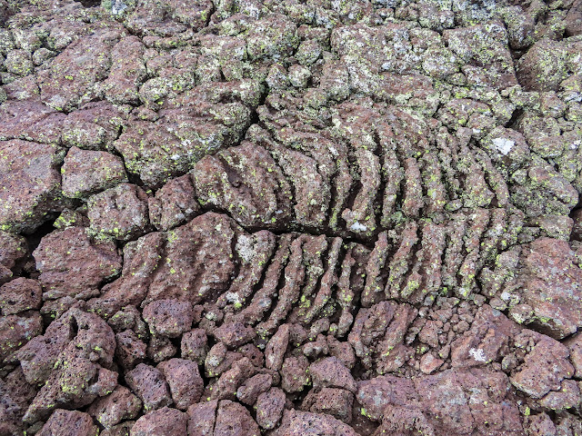 Lava ripples