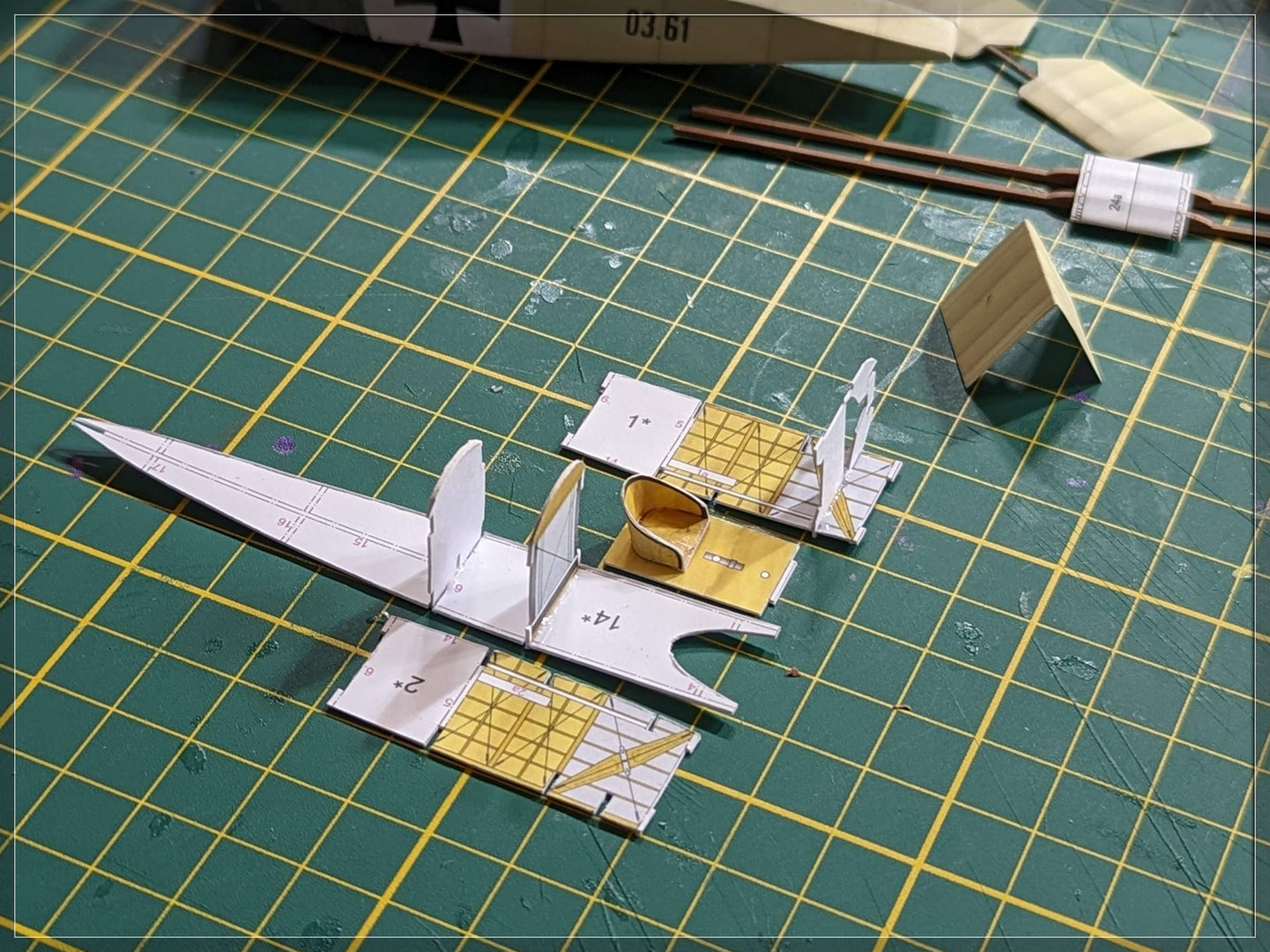 [MALYMODELARZ x EDUARD] 1/48 - Sopwith F.1 Camel  : Saut puis gamelle, deux façons de se planter AMWts8ChhW5Wqq4vBFuplsLNAs7S1og0k7qShbdwqYUZDxT6rb0T8IrvrVu9KQB3C9TMD1jg50JYI6i1tYxWFUILR8PnRobDpThmGK3CIDU5KIMfj37HkyknXdLNbMNqvBEPMZGJrez3YKVEo6NN9Y0S_Ns7=w1441-h1080-no?authuser=3