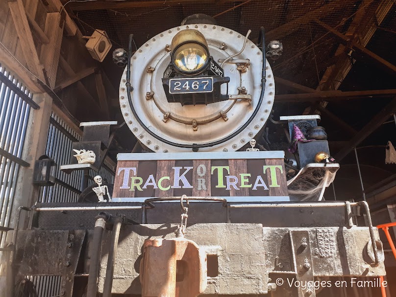 Old Sacramento - train halloween