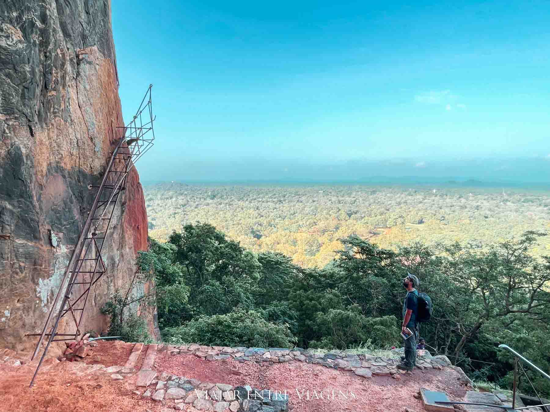 VISITAR SIGIRIYA - A fortaleza rochosa no centro do Sri Lanka