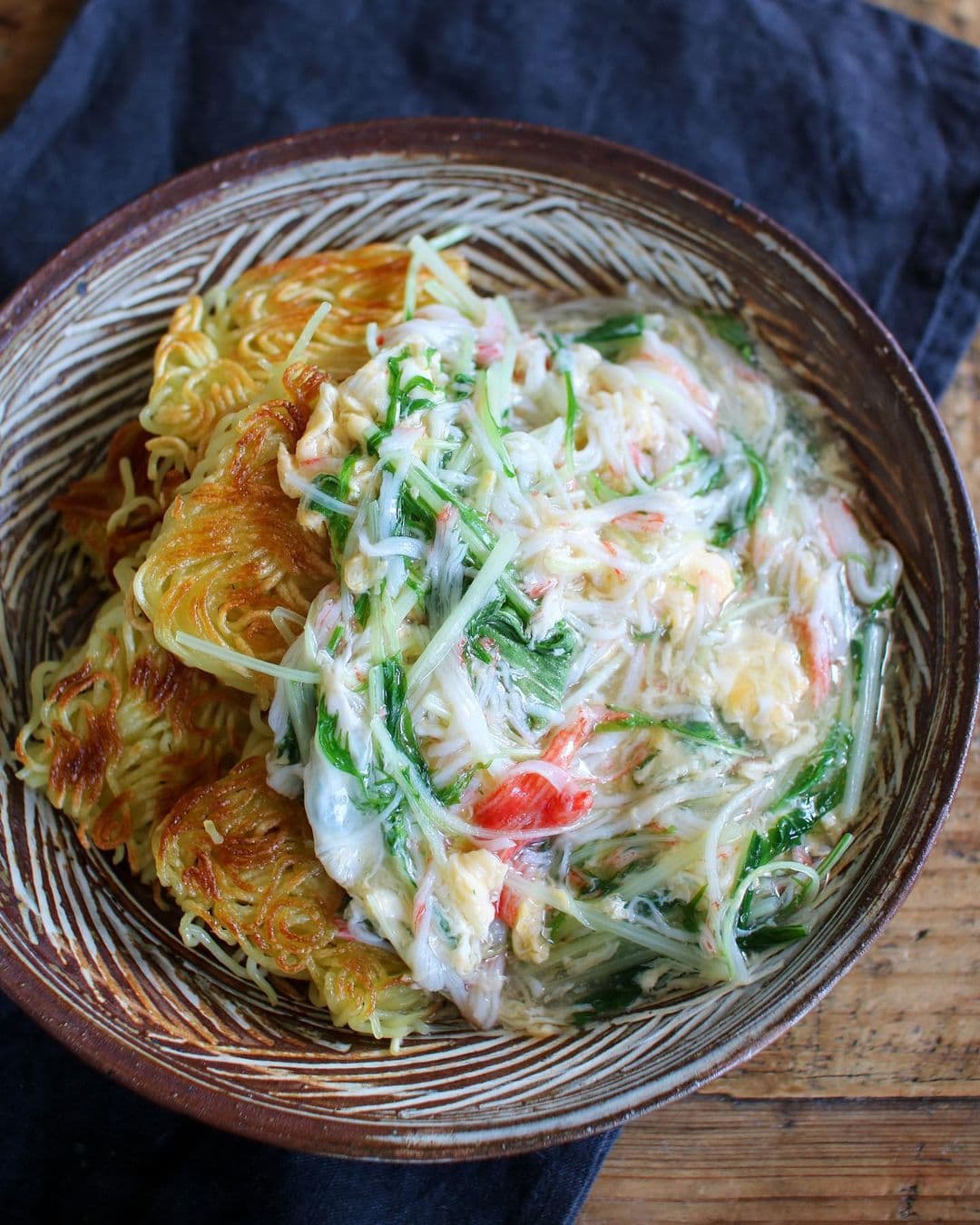 Okoge yakisoba noodles with crabmeat starchy sauce