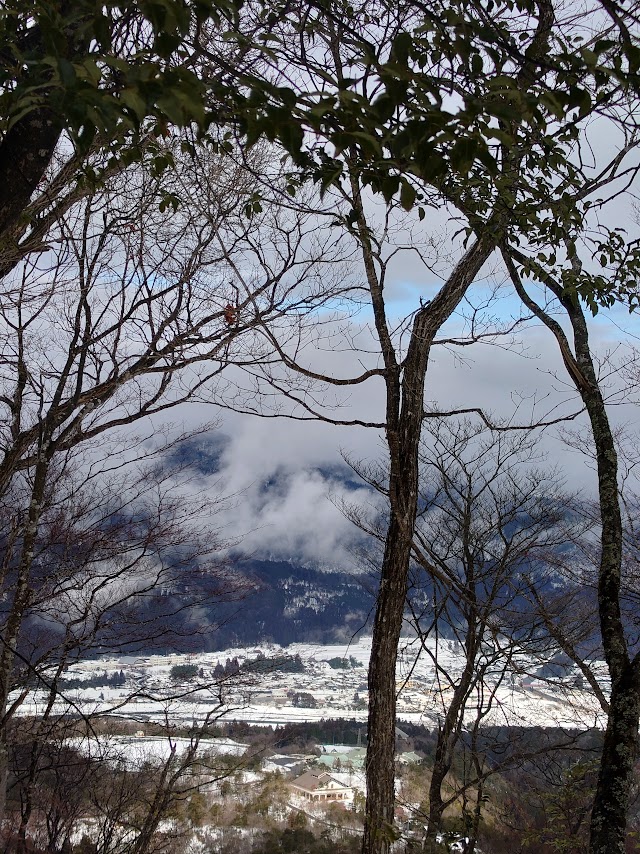 蛇谷ヶ峰で雪山登山│くつき温泉てんくうルート