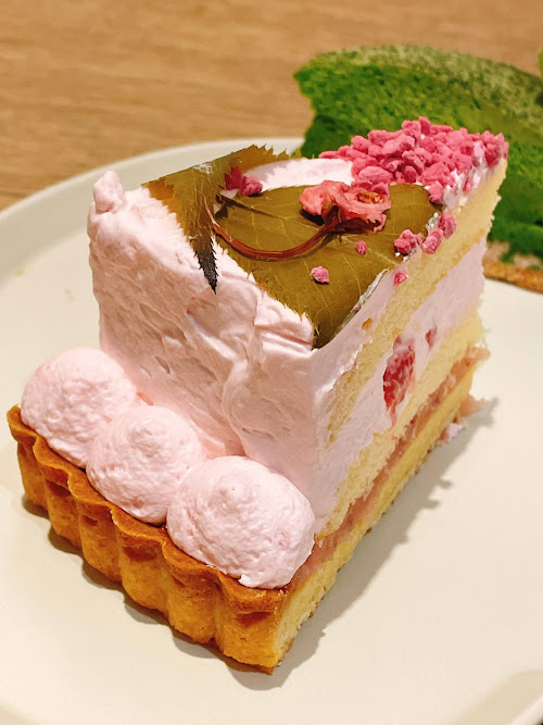 桜ショートケーキタルト背面