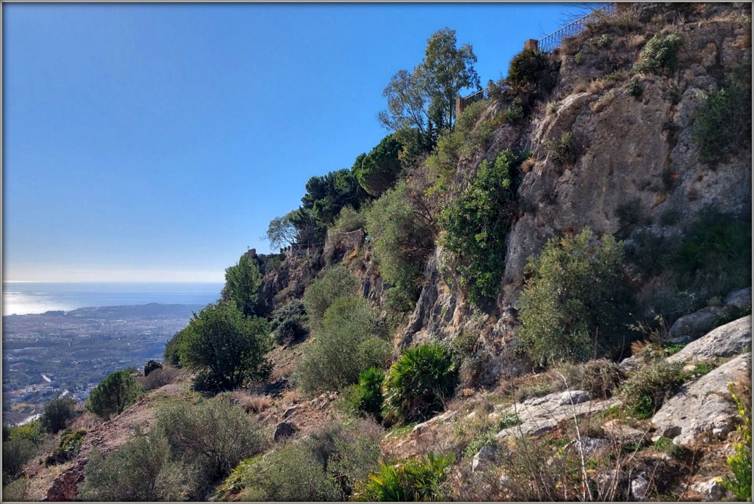 Предрождественская Малага и Pueblos Blancos (Нерха, Фрихильяна, Михас, Ронда).