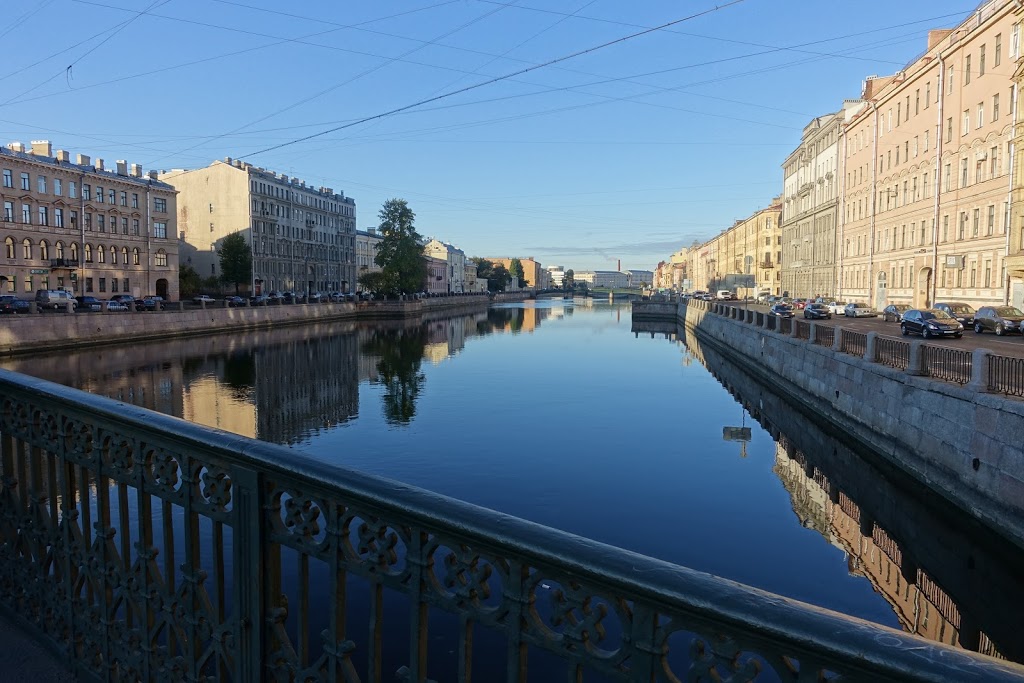 Золотая осень 2015 года в Петербурге, первая поездка с мамой. А также Новгород и Выборг.