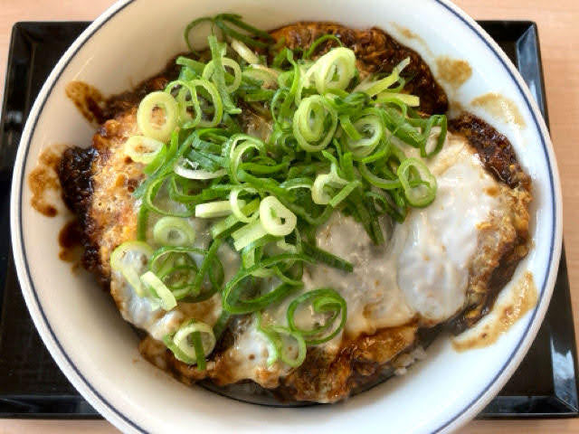 かつやねぎ味噌ロースカツ丼