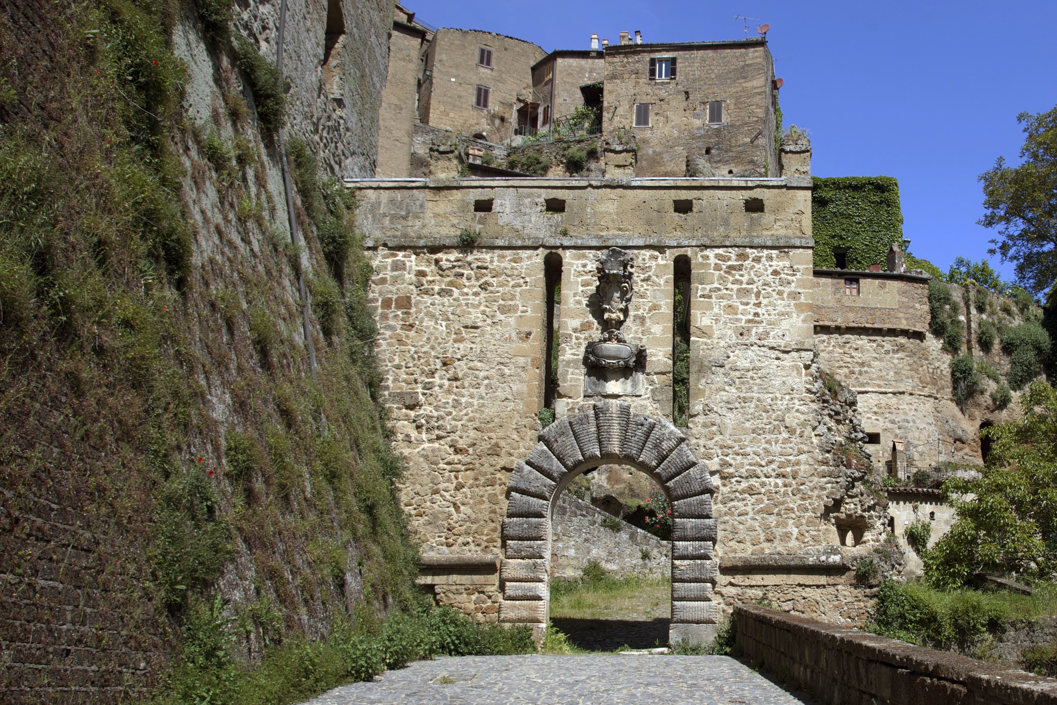 Sorano Porta dei Merli  (Porta di Sotto)