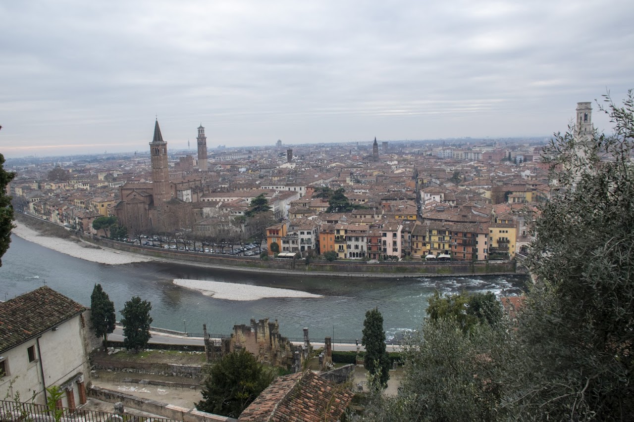 Ponti e panorami Verona tour gratuito