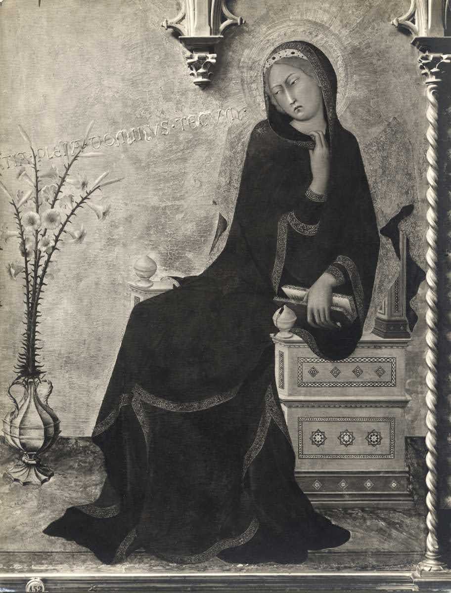 Simone Martini e Lippo Memmi, Annunciazione, particolare della Vergine [Alinari, Fratelli — Firenze. R. Galleria Uffizi. L'annunziazione parte centrale (Martini di Simone e Memmi Lippo)]