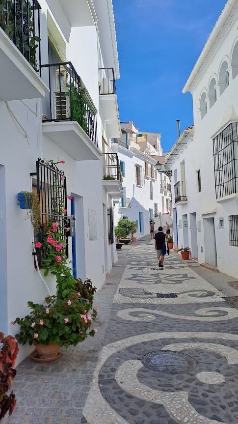 Frigiliana itinerario andalusia in camper