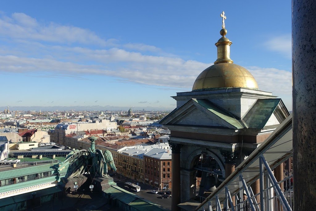 Золотая осень 2015 года в Петербурге, первая поездка с мамой. А также Новгород и Выборг.