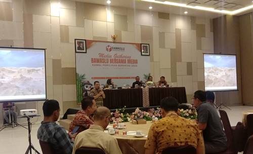 Media Gathering, Kordiv P2H Bawaslu Ngawi Ajak Jaga Kondusifitas Pilkada Serentak 2024