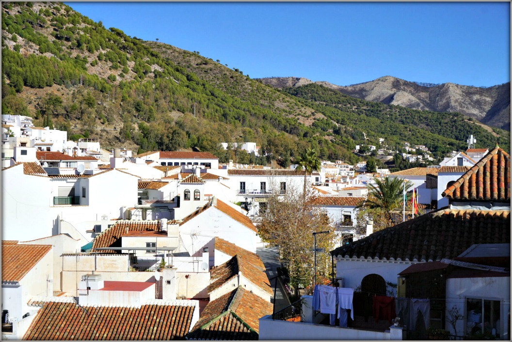 Предрождественская Малага и Pueblos Blancos (Нерха, Фрихильяна, Михас, Ронда).