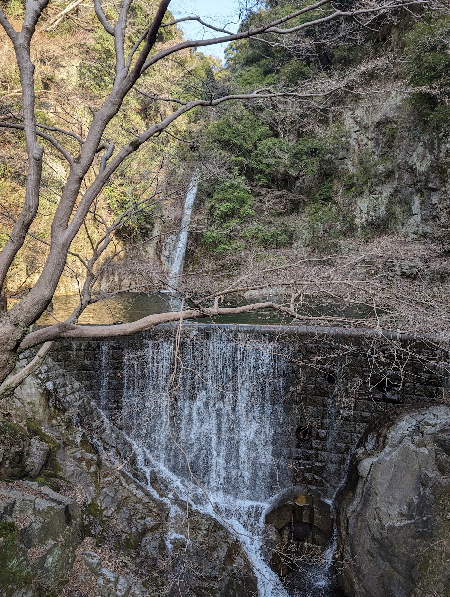 布引の滝の手前の滝