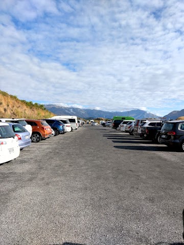 Roys Peak Track Car Park