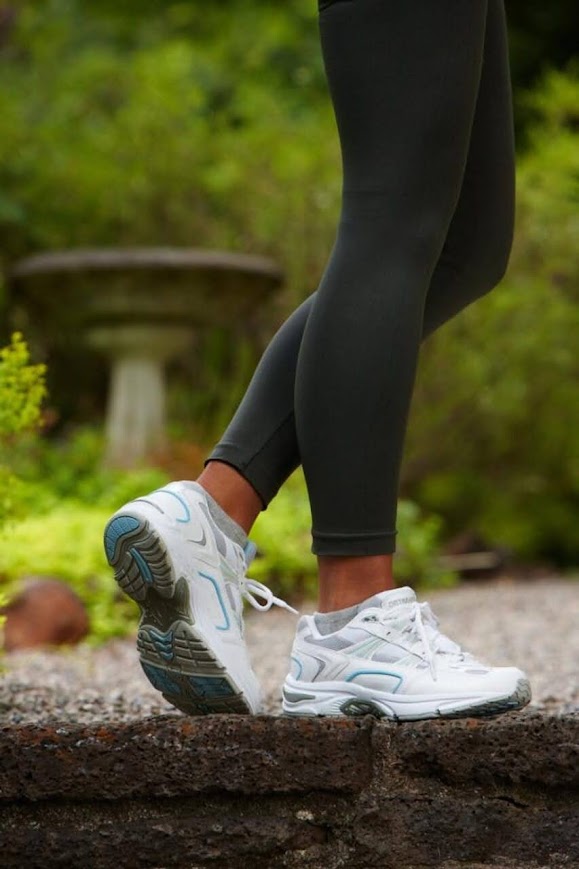 Orthaheel Shoes: Podiatrist-Designed Wide Width Styles For Foot Pain Relief