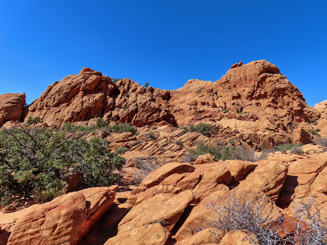 Babylon Arch trail