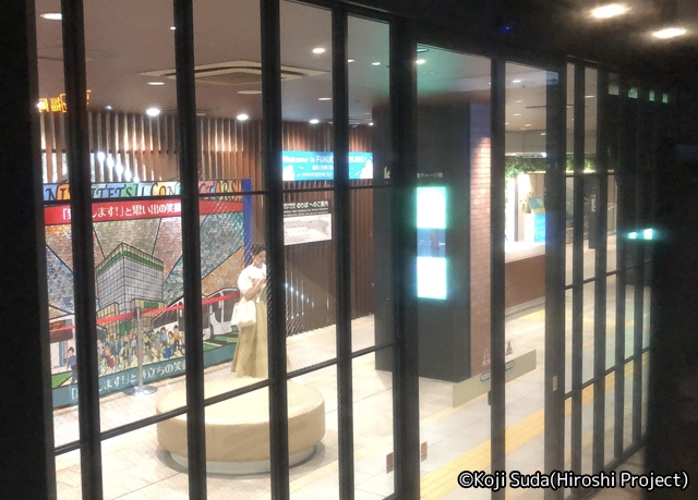 西鉄「はかた号」　0002　西鉄天神高速バスターミナル到着_02