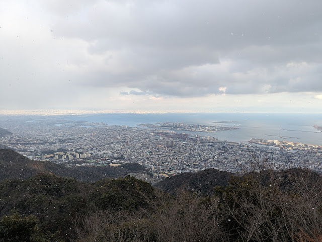 高倉台に降りる階段