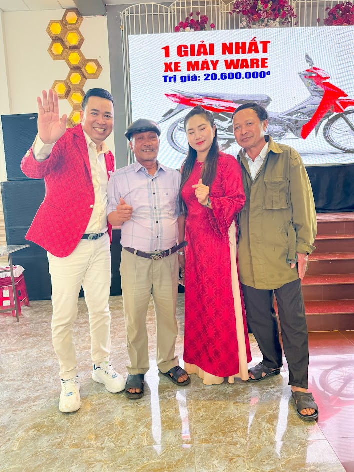 Họp mặt khách hàng do công ty Diên Khánh và đại lý Nguyên Vũ phối hợp tổ chức