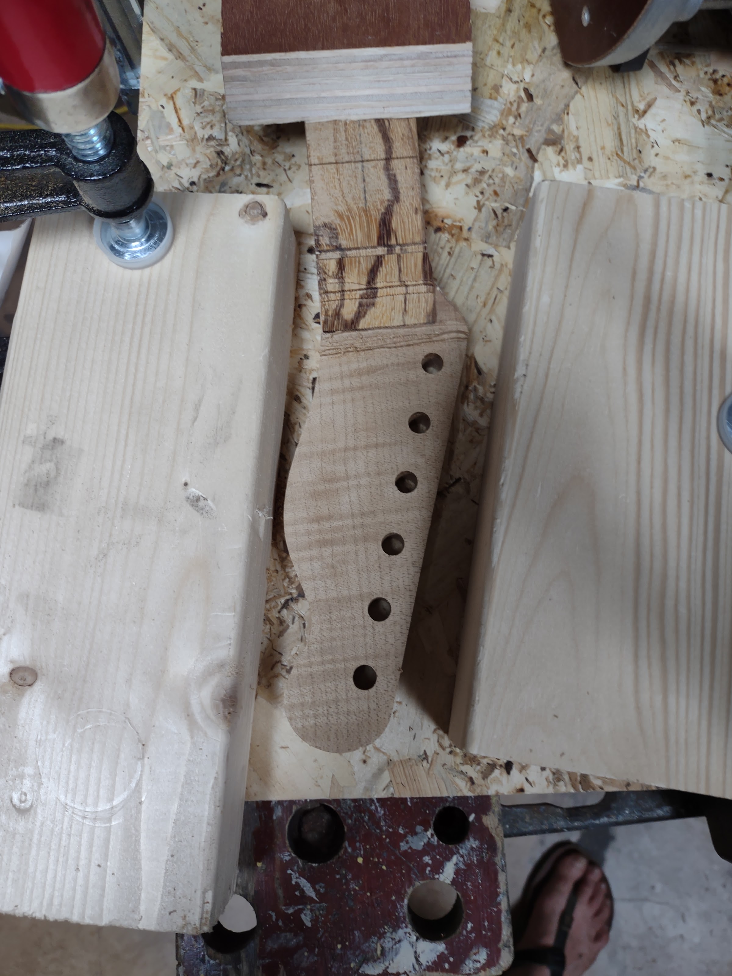 Headstock frezen