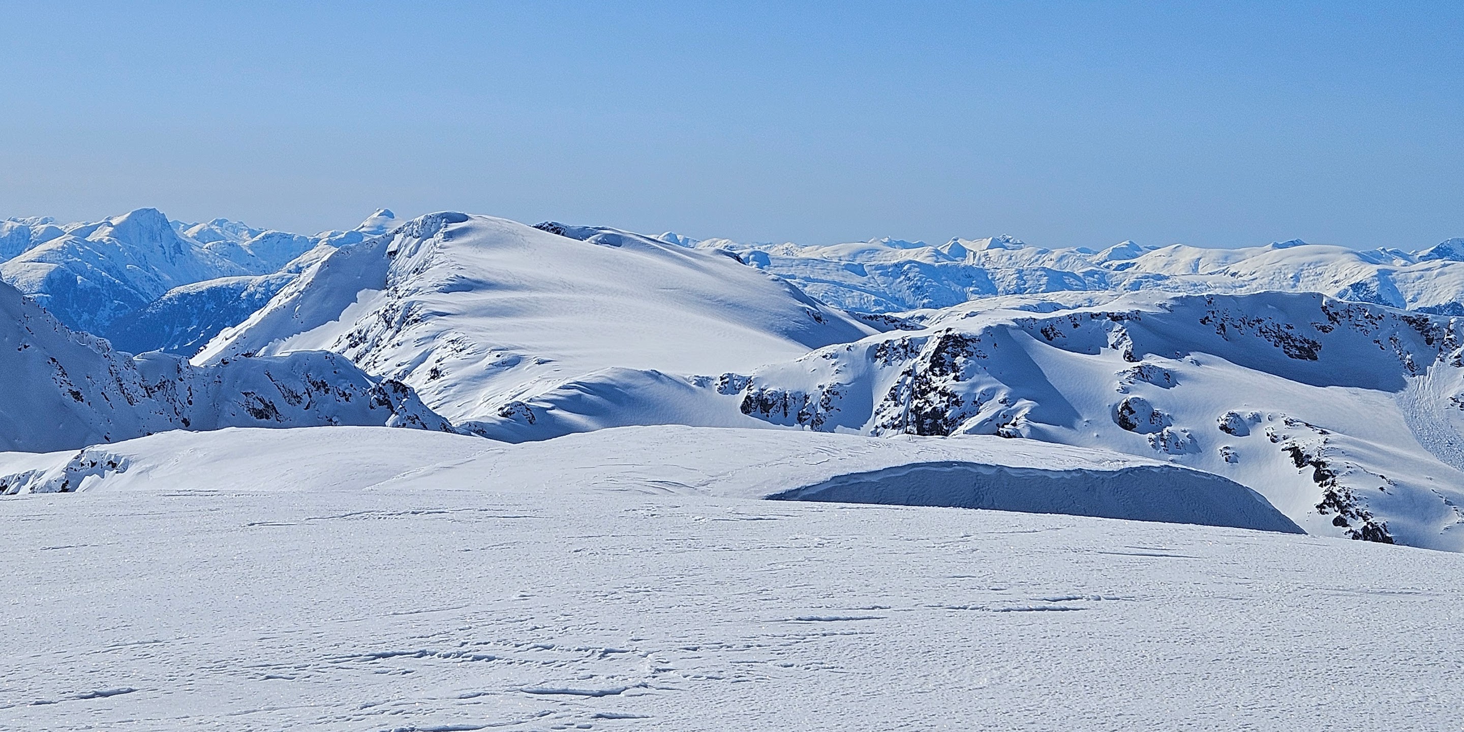 More mountains and icefield