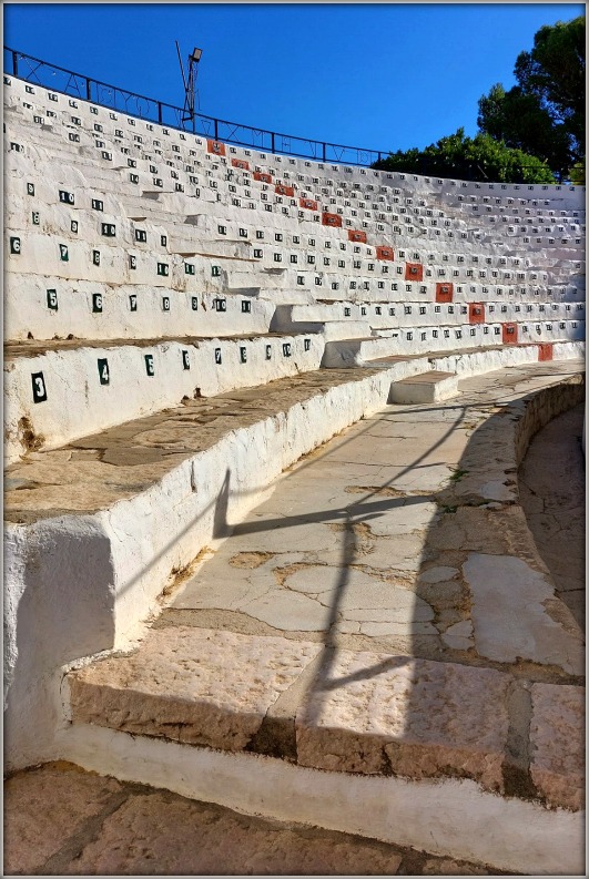 Предрождественская Малага и Pueblos Blancos (Нерха, Фрихильяна, Михас, Ронда).