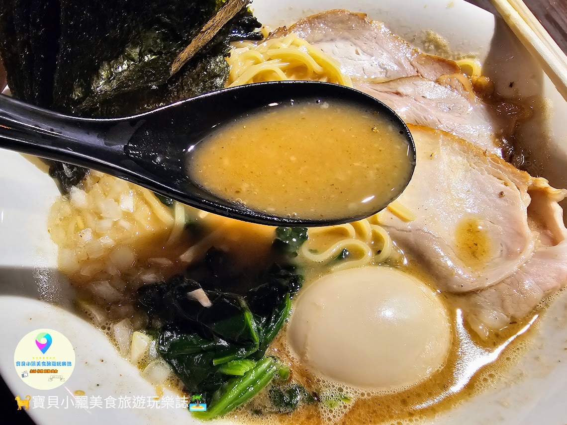 [食]日本 福岡 自家製麵 魚介豚骨湯頭 中華そば栄