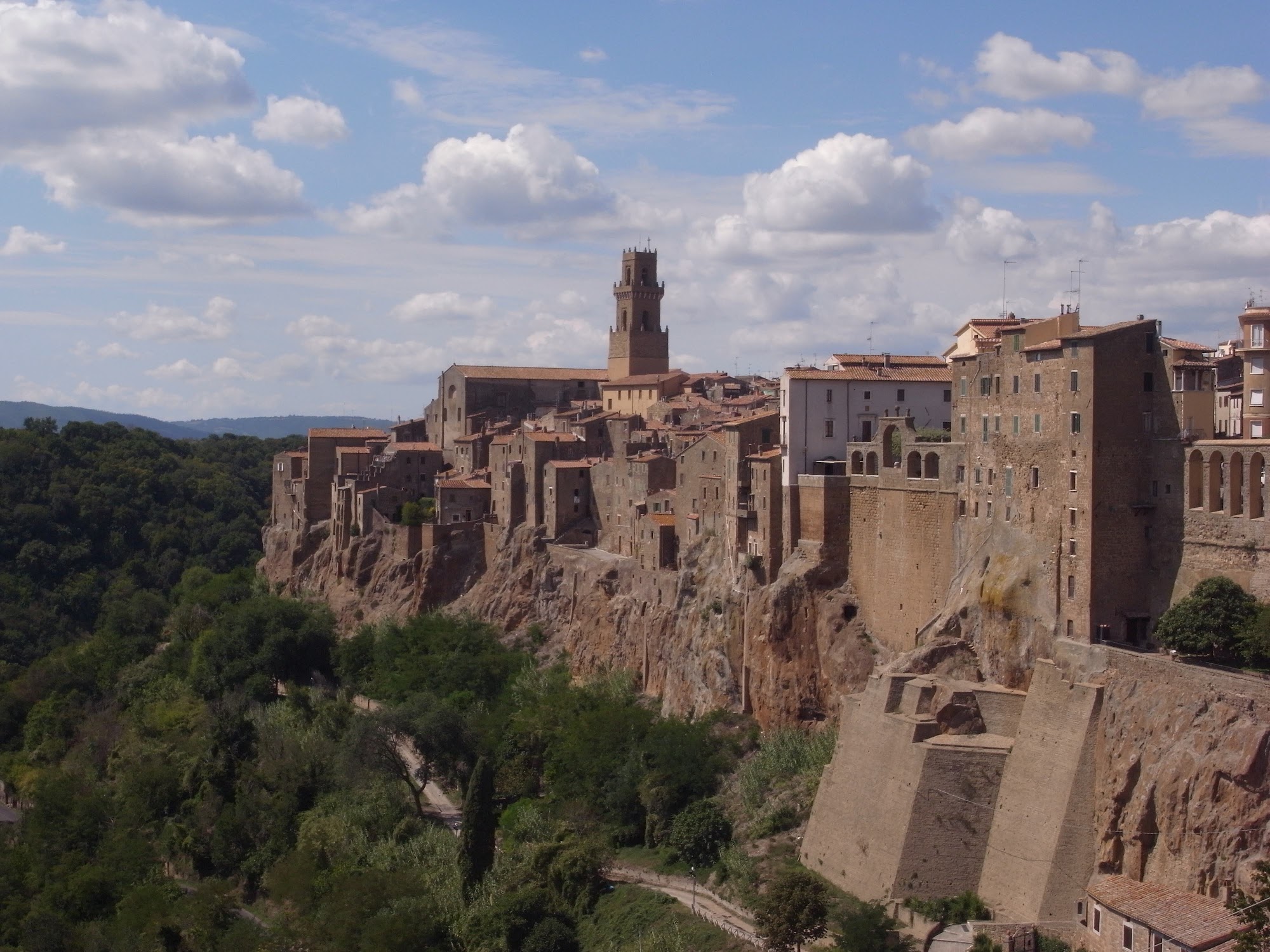 Pitigliano, Strada della Selciata dei Lavatoi