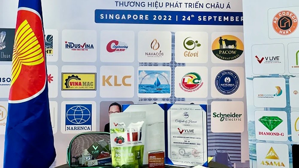 Sản phẩm V Live tại chương trình