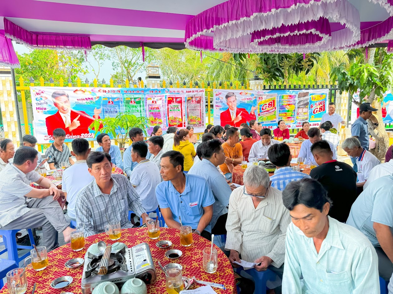 CÙNG NÔNG DÂN HẬU GIANG TÌM RA GIẢI PHÁP CHĂM SÓC CÂY TRỒNG HIỆU QUẢ VÀ BỀN VỮNG