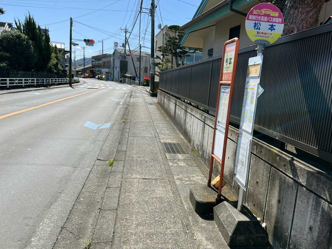 松本停留所（上り）