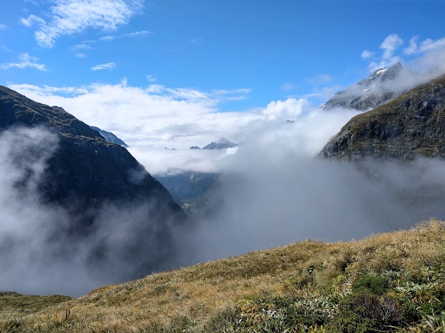 Milford Track MacKinnon Pass