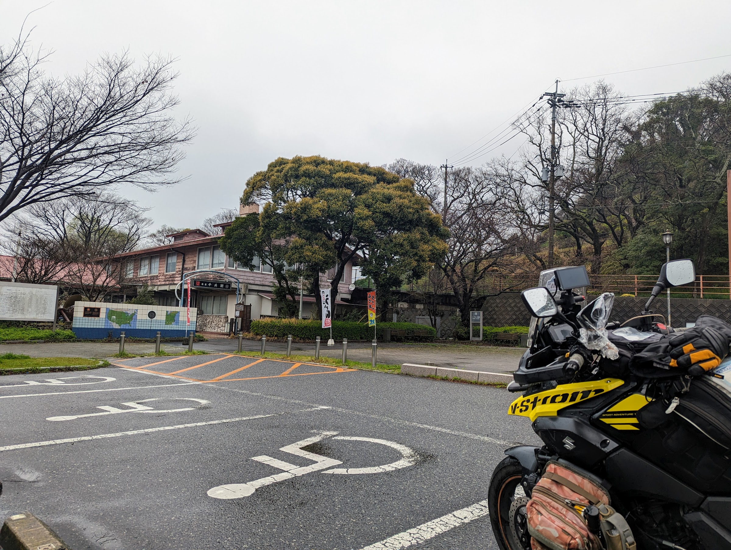 ノーフォーク広場駐車場