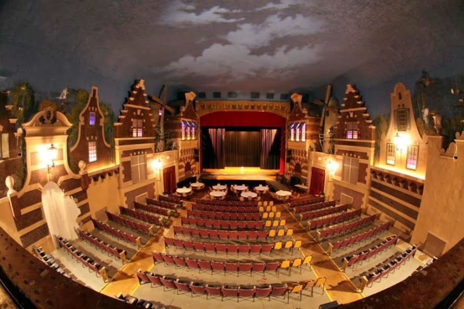 Holland Theatre