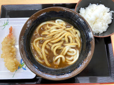 讃岐うどんむらさきカレーうどんとえび天