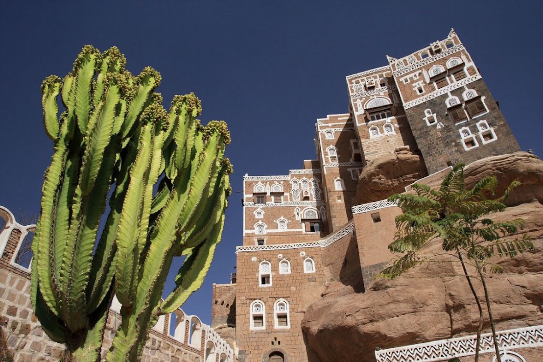 Beleza da arte e cultura iemenita em Dar al-Hajar