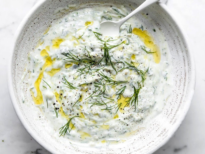 Tzatsiki (Greek Cucumber Dip)