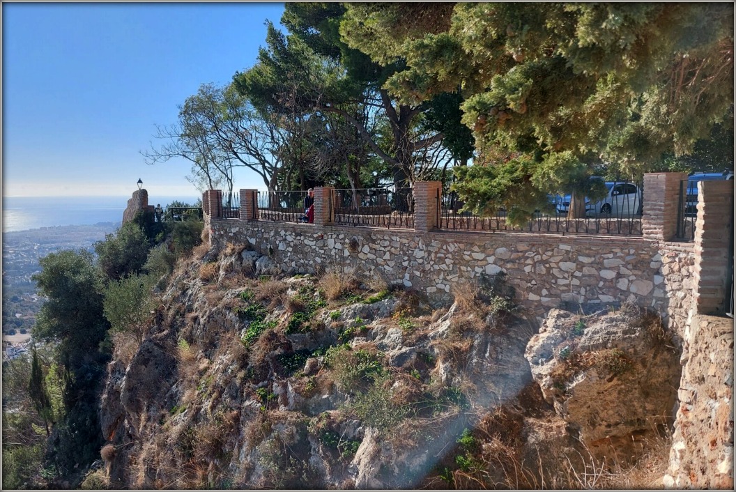 Предрождественская Малага и Pueblos Blancos (Нерха, Фрихильяна, Михас, Ронда).