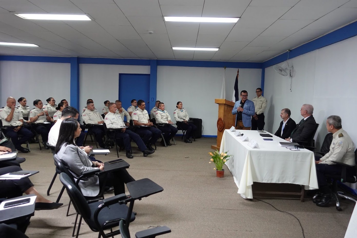 29 OFICIALES DE LA POLICÍA PENITENCIARIA SE GRADUARON DEL CURSO “LIDERAZGO INTEGRAL Y HABILIDADES BLANDAS”