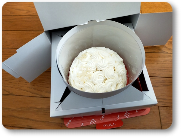 Cake.jpのケーキの梱包方法