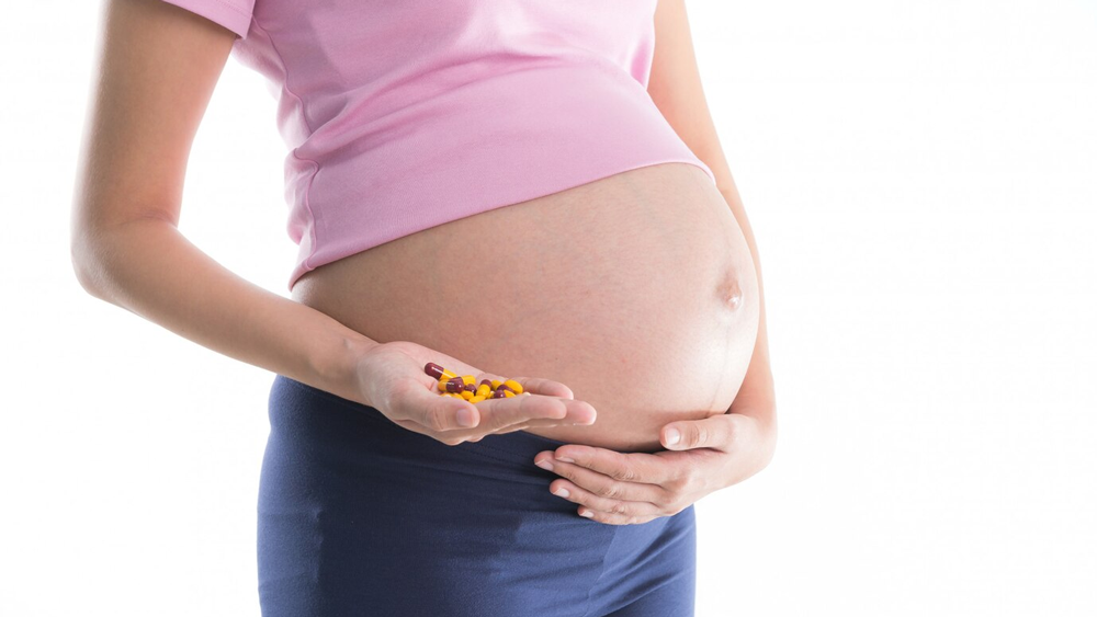 Mẹ bầu lưu ý để bổ sung Axit Folic đúng cách và hiệu quả