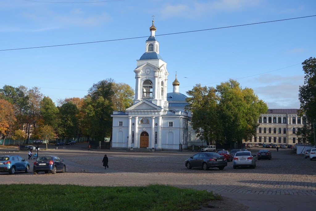 Золотая осень 2015 года в Петербурге, первая поездка с мамой. А также Новгород и Выборг.