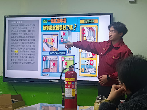 78313