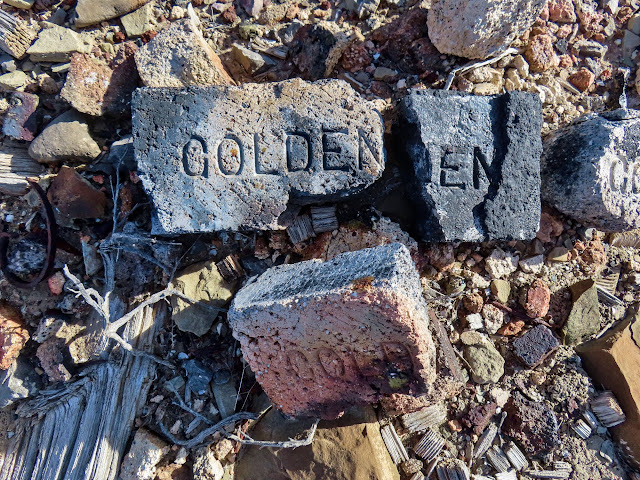 Golden bricks