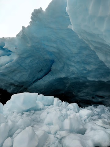 Brewster Glacier Cave